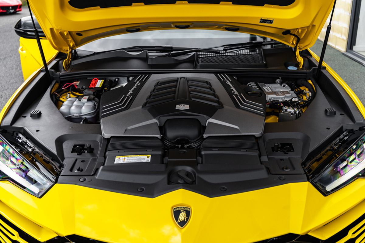 LAMBORGHINI URUS ESTATE 4.0 V8 5DR AUTOMATIC