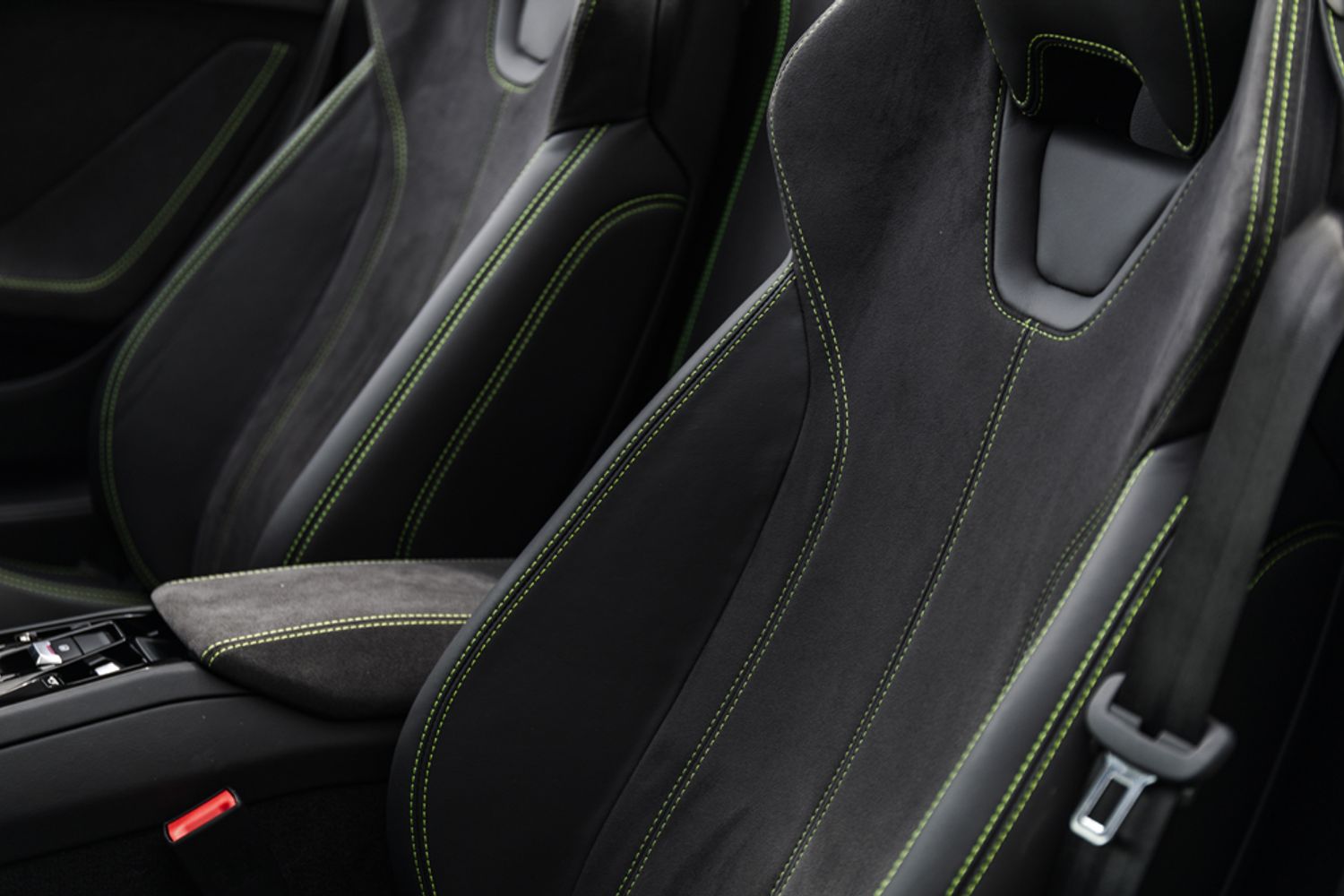 LAMBORGHINI HURACAN CONVERTIBLE 5.2 LP 610-4 SPYDER 2DR SEMI AUTOMATIC
