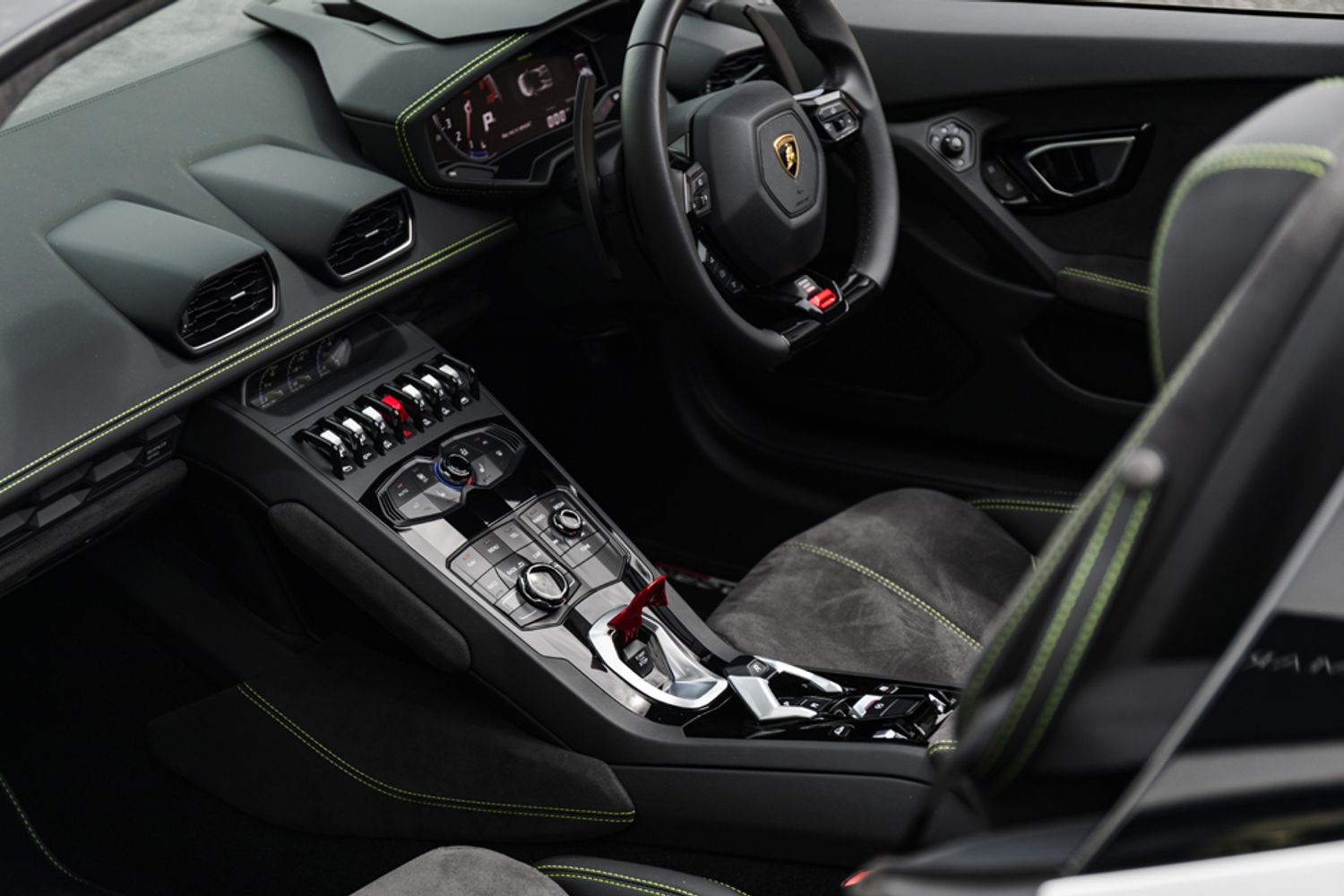 LAMBORGHINI HURACAN CONVERTIBLE 5.2 LP 610-4 SPYDER 2DR SEMI AUTOMATIC