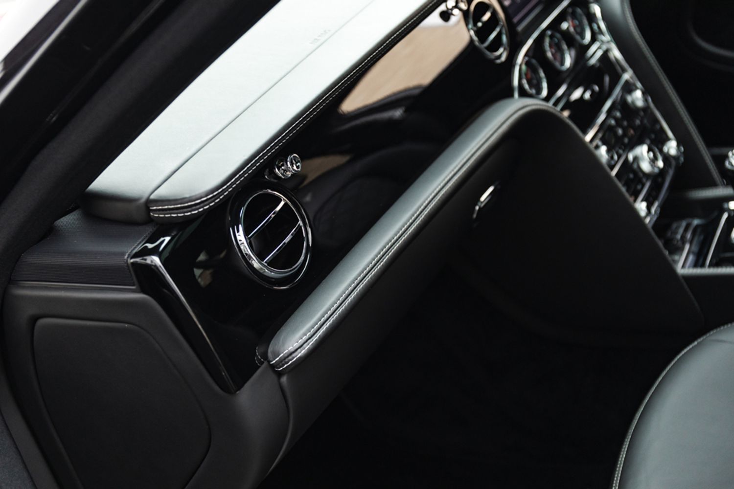 BENTLEY MULSANNE SALOON 6.8 SPEED 4DR AUTOMATIC