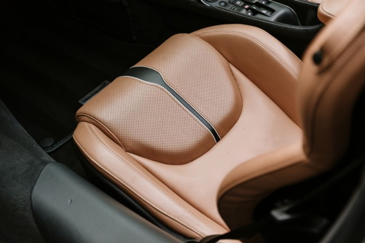 MCLAREN 570S CONVERTIBLE 3.8 V8 SSG 2DR SEMI AUTOMATIC