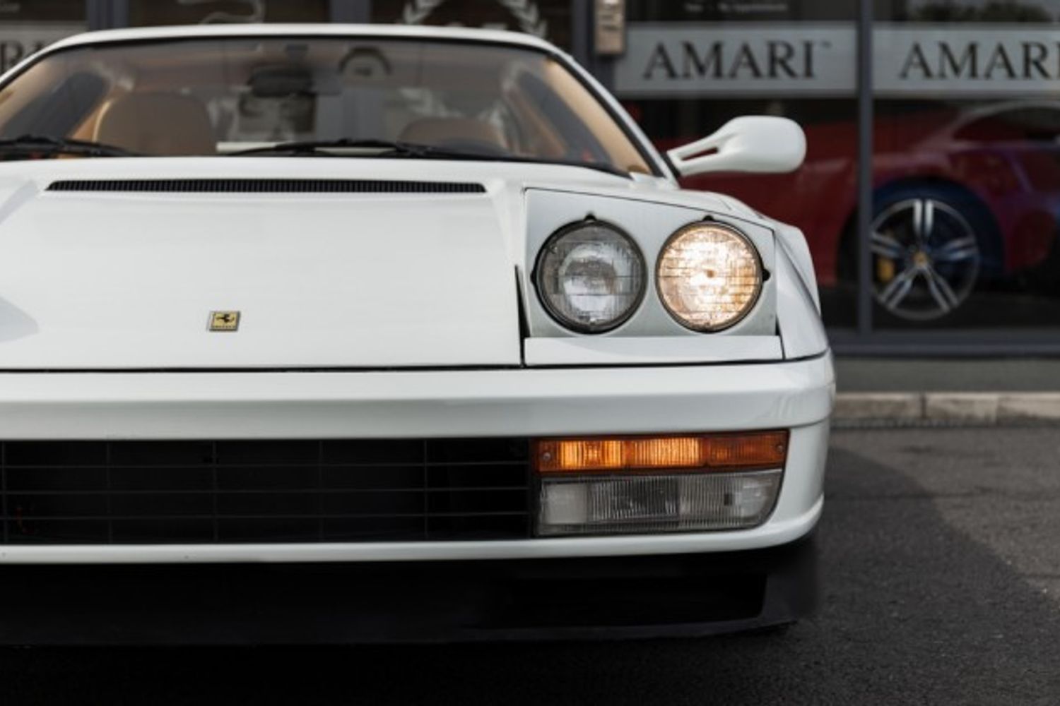 FERRARI COUPE 4.9