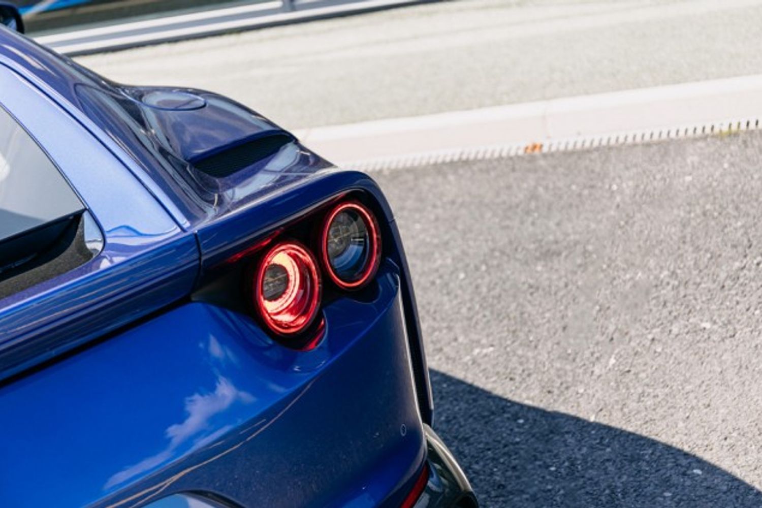 FERRARI 812 SUPERFAST COUPE 6.5 BCE 2DR SEMI AUTOMATIC