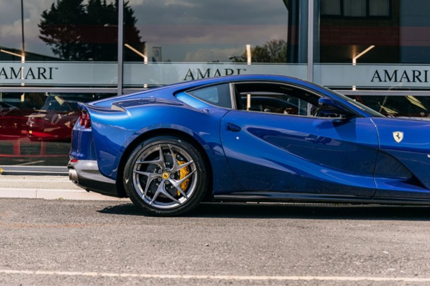 FERRARI 812 SUPERFAST COUPE 6.5 BCE 2DR SEMI AUTOMATIC