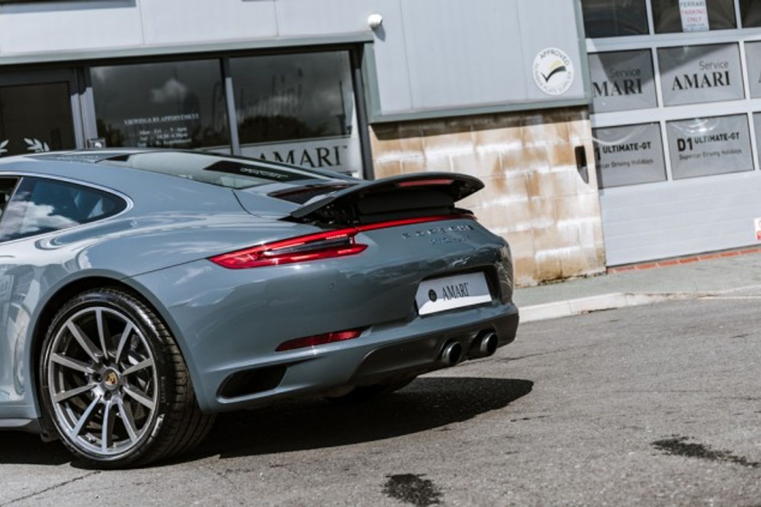 PORSCHE 911 COUPE 3.0 CARRERA 4 PDK 2DR SEMI AUTOMATIC