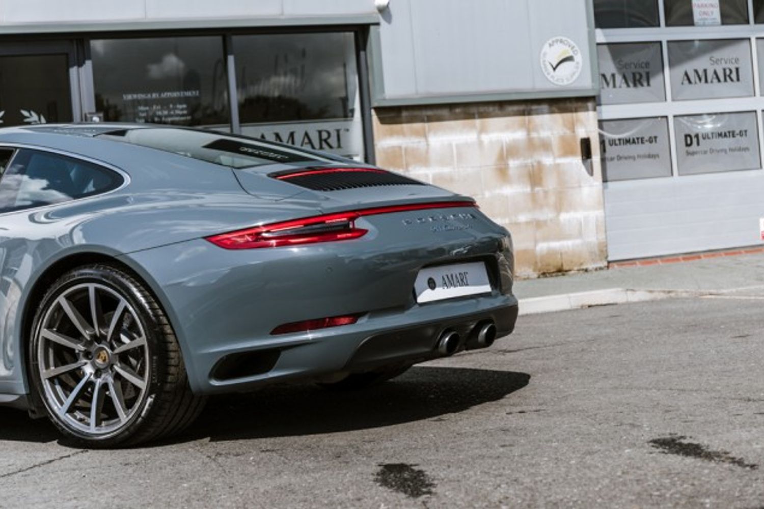 PORSCHE 911 COUPE 3.0 CARRERA 4 PDK 2DR SEMI AUTOMATIC