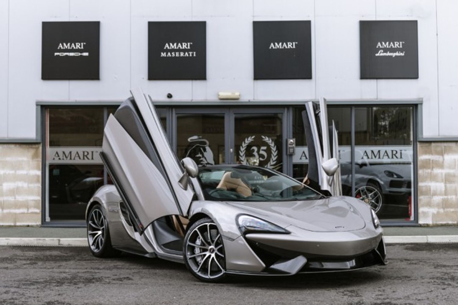 MCLAREN 570S CONVERTIBLE 3.8 V8 SSG 2DR SEMI AUTOMATIC