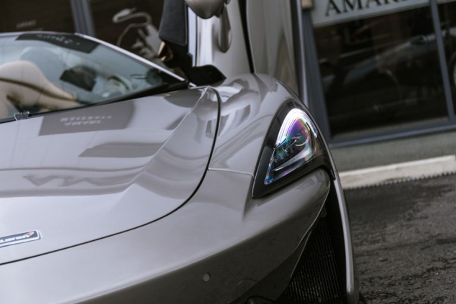 MCLAREN 570S CONVERTIBLE 3.8 V8 SSG 2DR SEMI AUTOMATIC