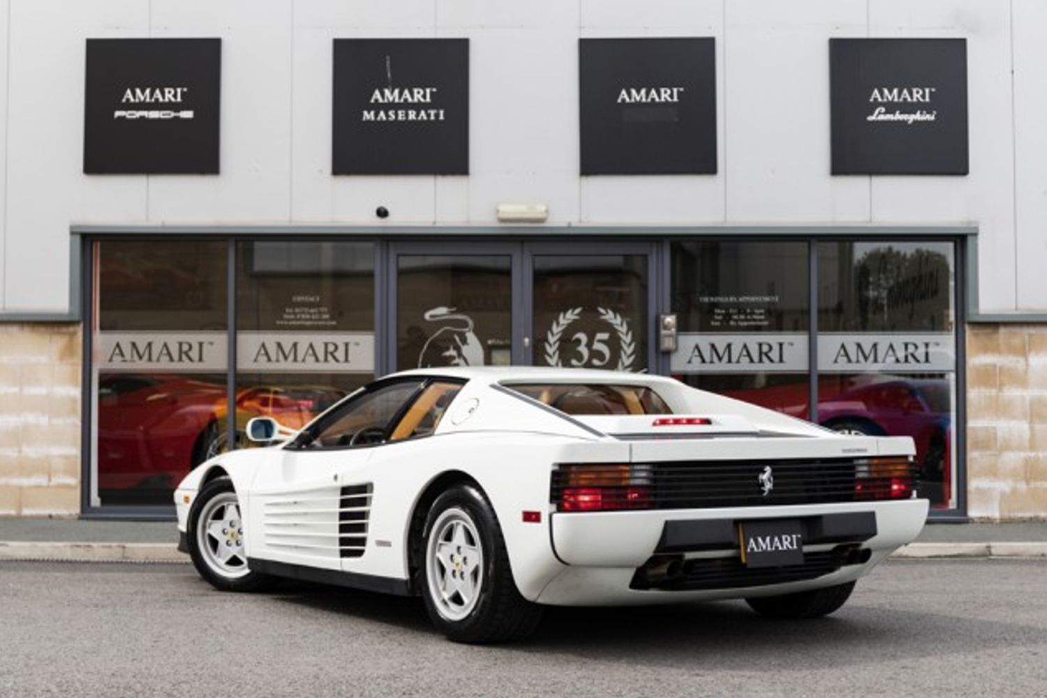 FERRARI COUPE 4.9
