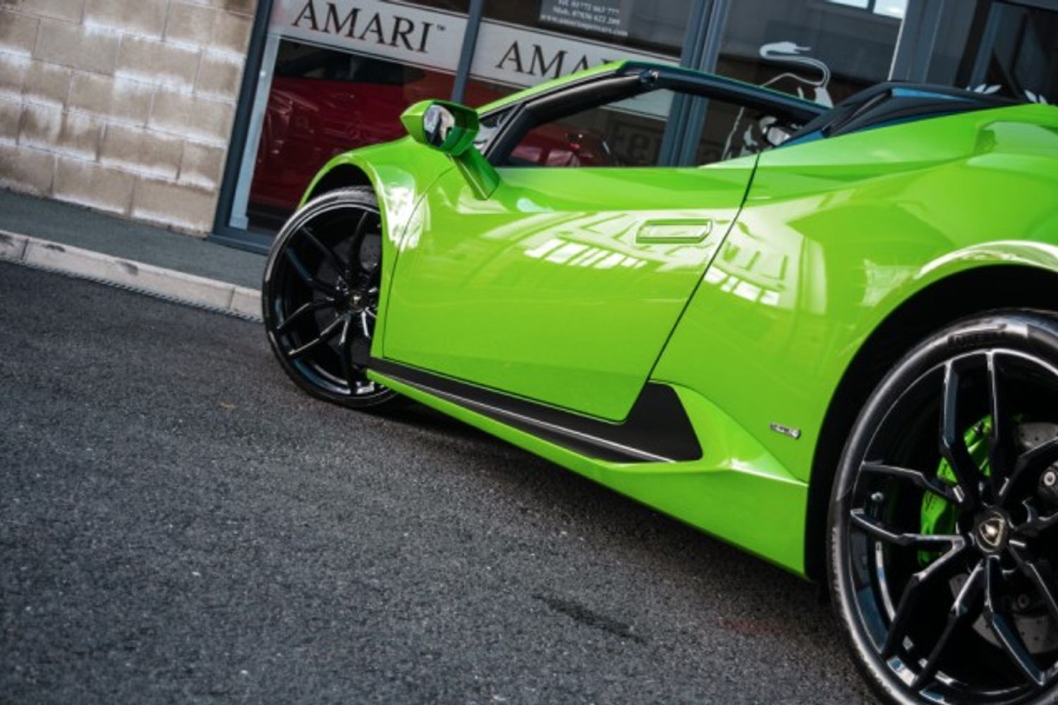 LAMBORGHINI HURACAN CONVERTIBLE 5.2 LP 610-4 SPYDER 2DR SEMI AUTOMATIC
