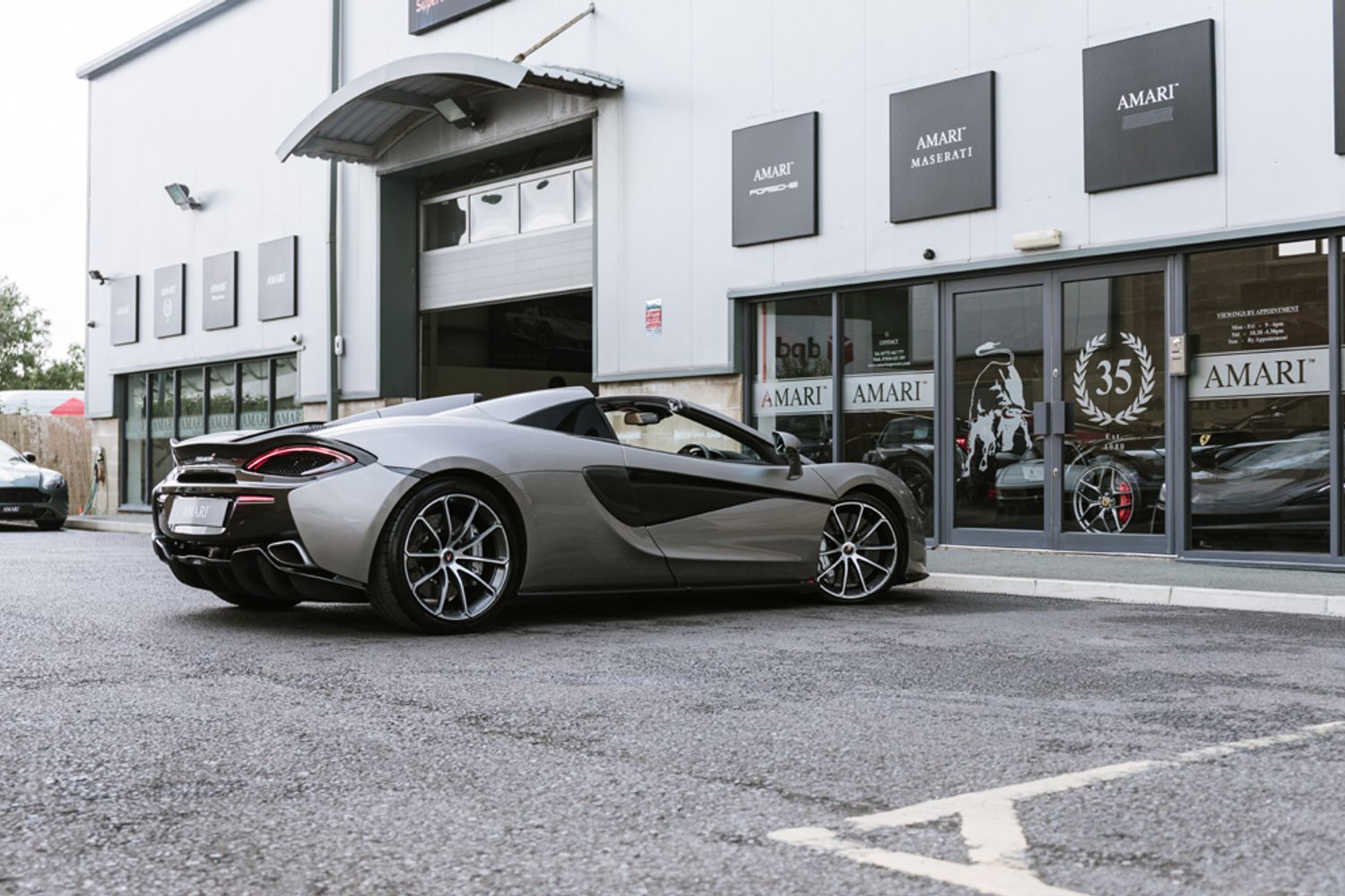 MCLAREN 570S CONVERTIBLE 3.8 V8 SSG 2DR SEMI AUTOMATIC