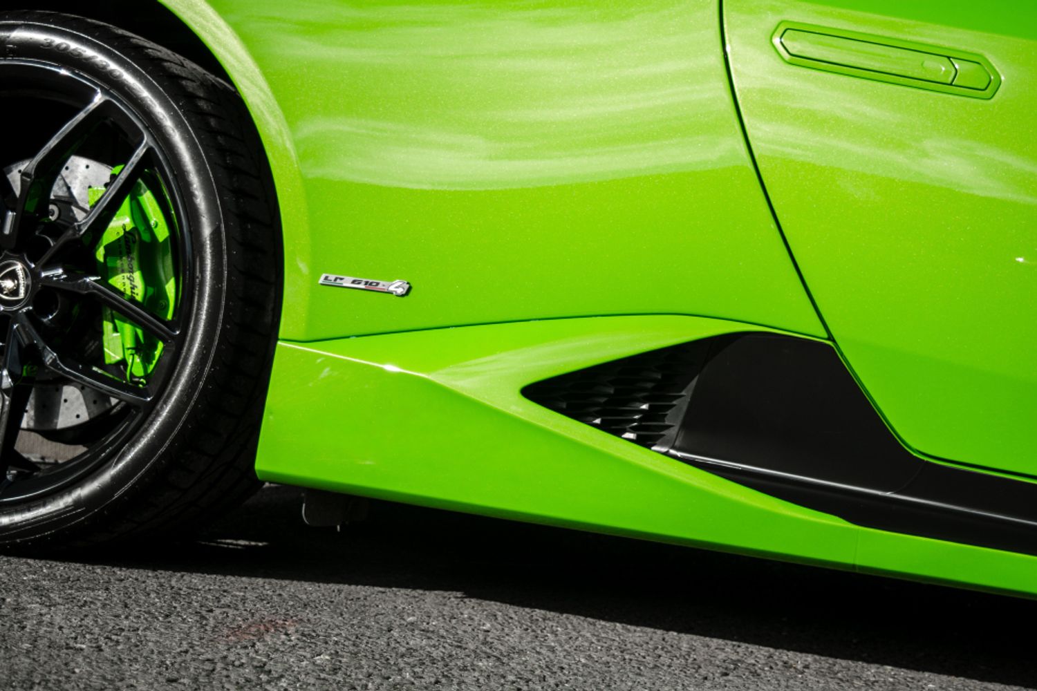 LAMBORGHINI HURACAN CONVERTIBLE 5.2 LP 610-4 SPYDER 2DR SEMI AUTOMATIC