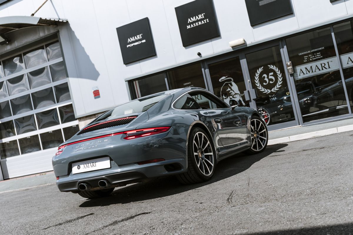 PORSCHE 911 COUPE 3.0 CARRERA 4 PDK 2DR SEMI AUTOMATIC