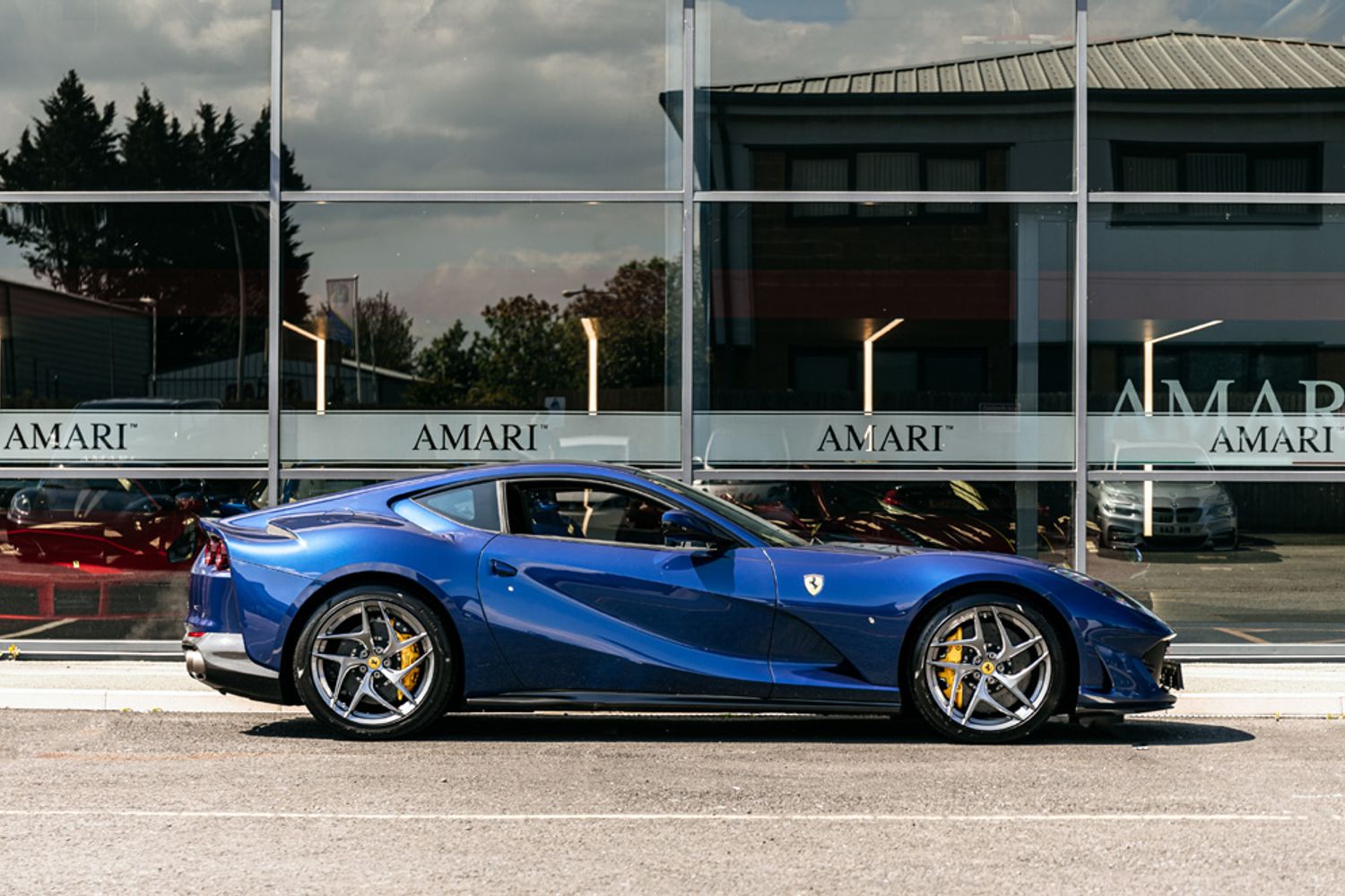 FERRARI 812 SUPERFAST COUPE 6.5 BCE 2DR SEMI AUTOMATIC