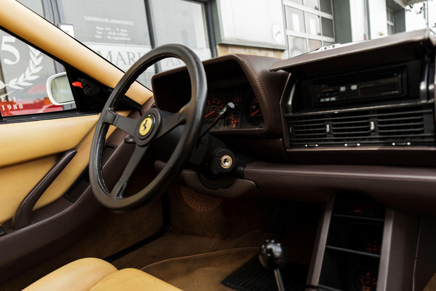 FERRARI COUPE 4.9
