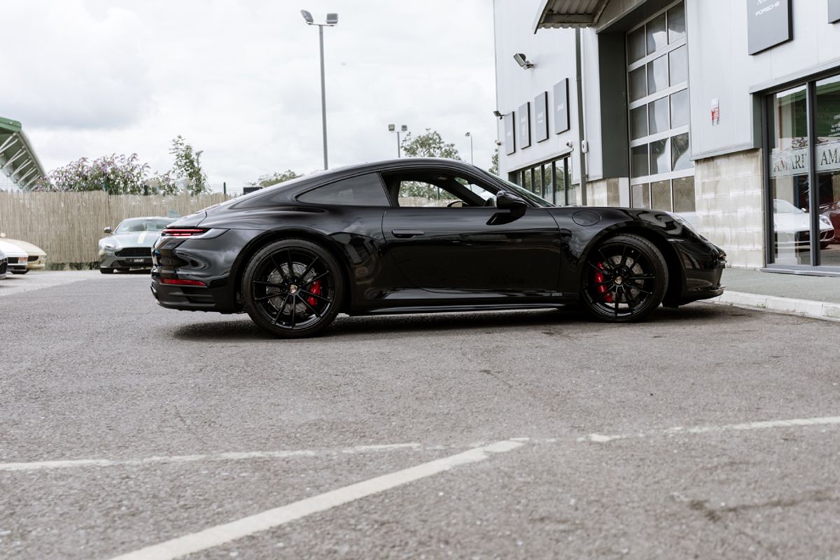 PORSCHE 911 COUPE 3.0 CARRERA 4S PDK 2DR SEMI AUTOMATIC