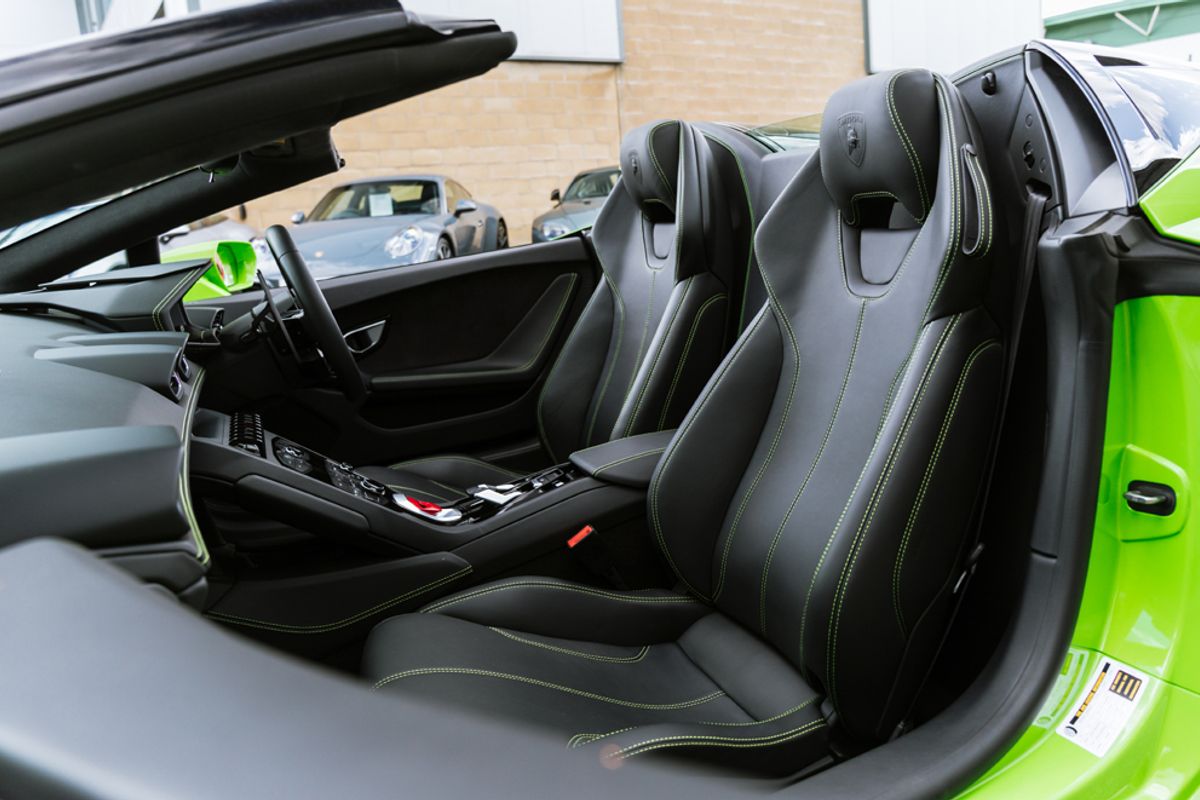 LAMBORGHINI HURACAN CONVERTIBLE 5.2 LP 610-4 SPYDER 2DR SEMI AUTOMATIC