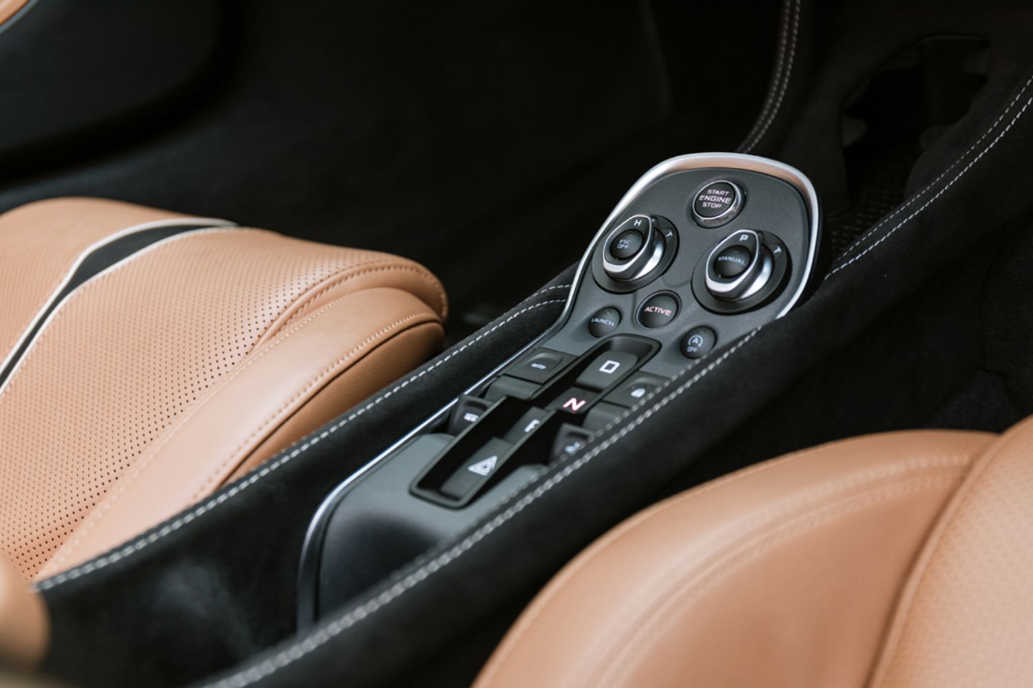 MCLAREN 570S CONVERTIBLE 3.8 V8 SSG 2DR SEMI AUTOMATIC