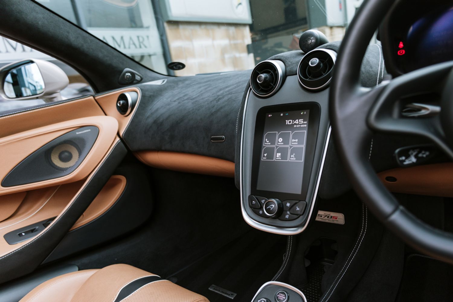 MCLAREN 570S CONVERTIBLE 3.8 V8 SSG 2DR SEMI AUTOMATIC