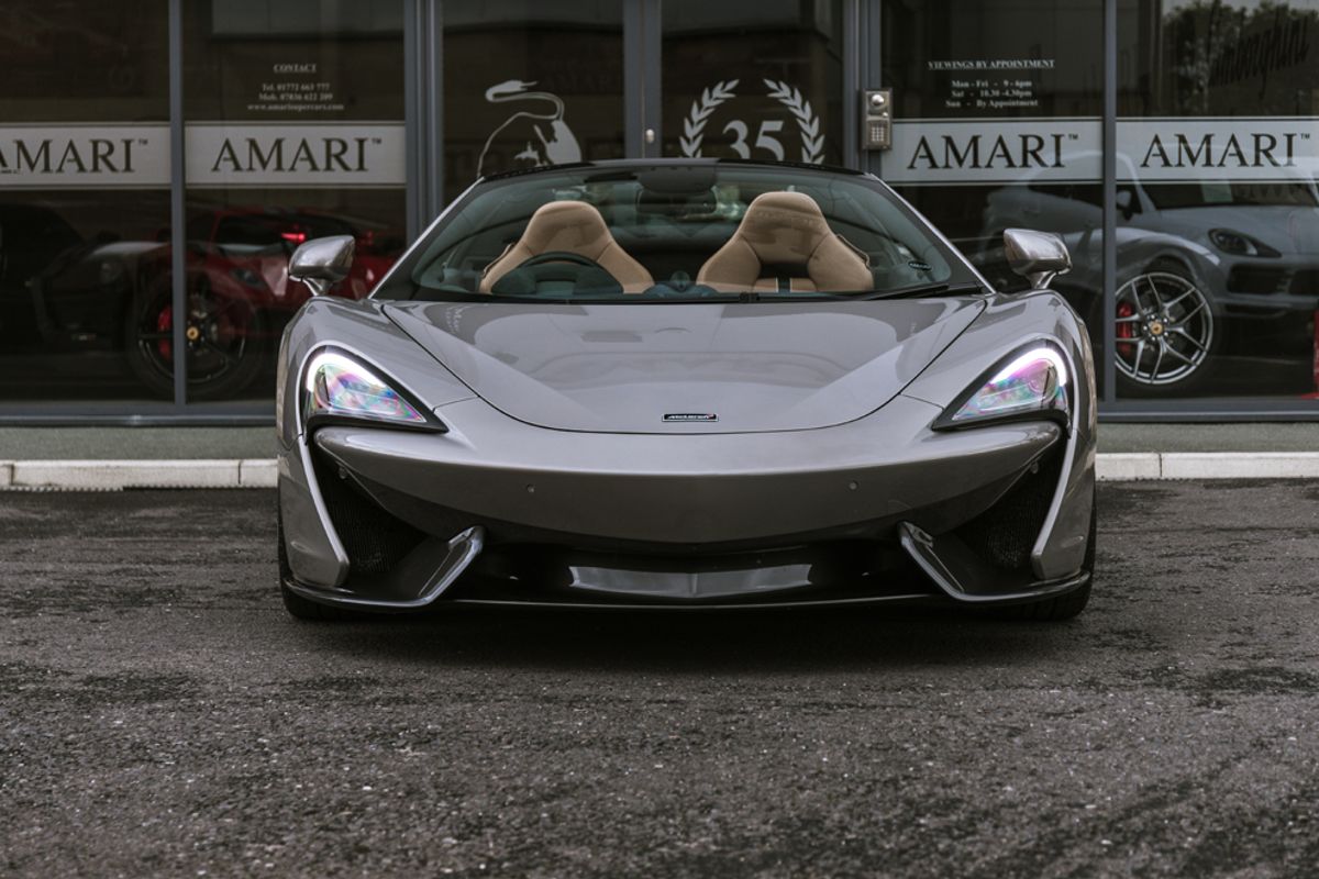 MCLAREN 570S CONVERTIBLE 3.8 V8 SSG 2DR SEMI AUTOMATIC