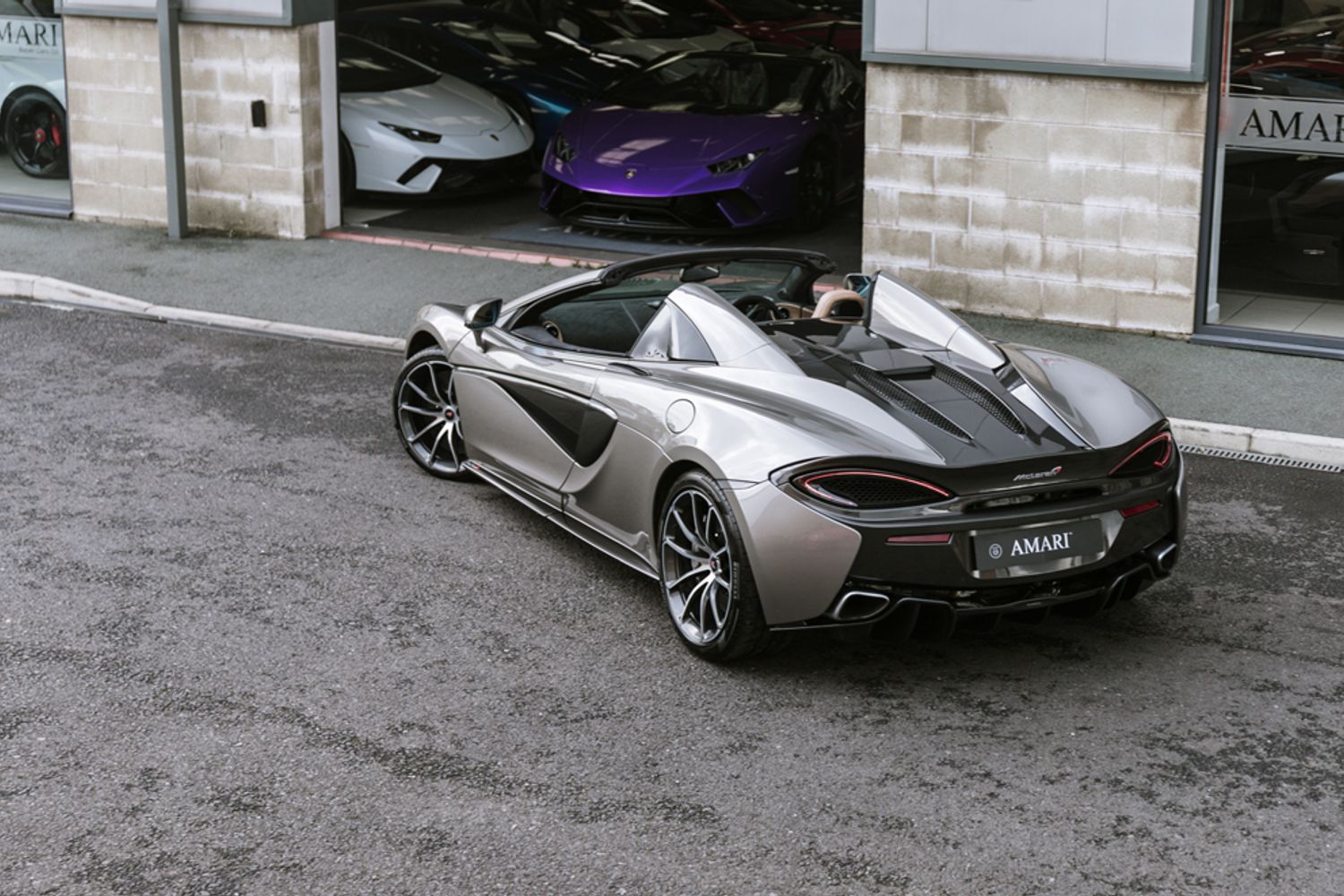 MCLAREN 570S CONVERTIBLE 3.8 V8 SSG 2DR SEMI AUTOMATIC