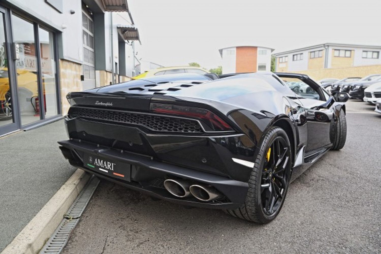 LAMBORGHINI HURACAN CONVERTIBLE 5.2 LP 610-4 SPYDER 2DR SEMI AUTOMATIC