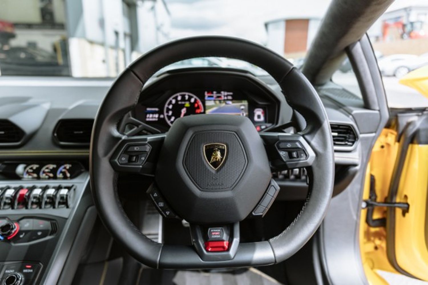 LAMBORGHINI HURACAN COUPE 5.2 LP 610-4 2DR SEMI AUTOMATIC