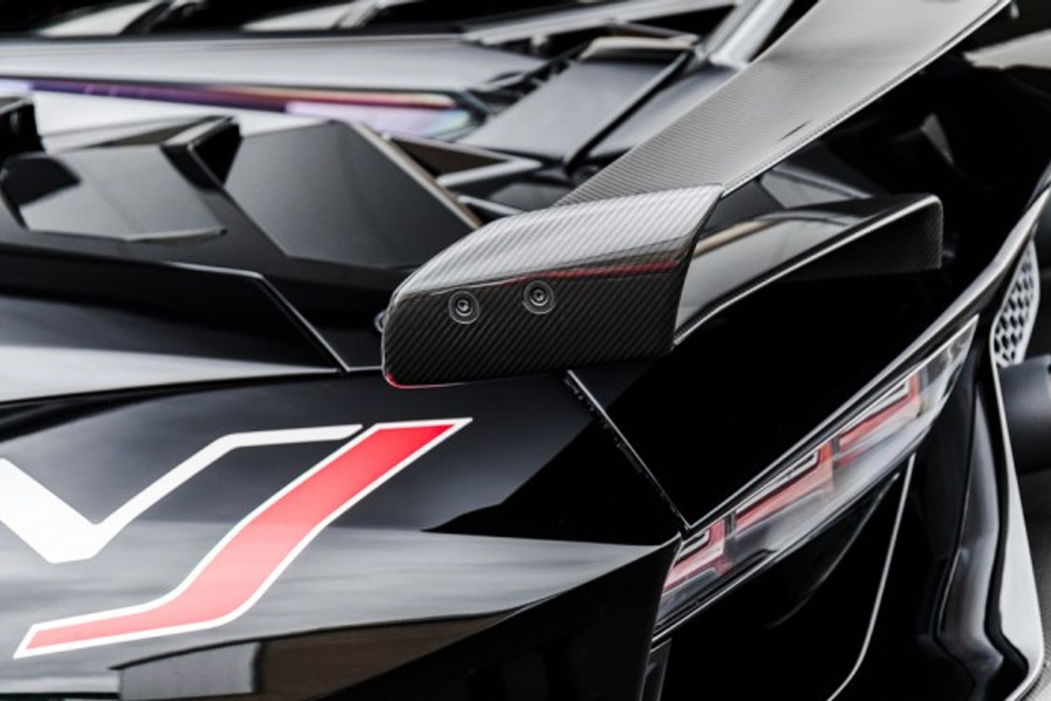 LAMBORGHINI AVENTADOR COUPE 6.5 LP 770-4 SVJ 2DR SEMI AUTOMATIC