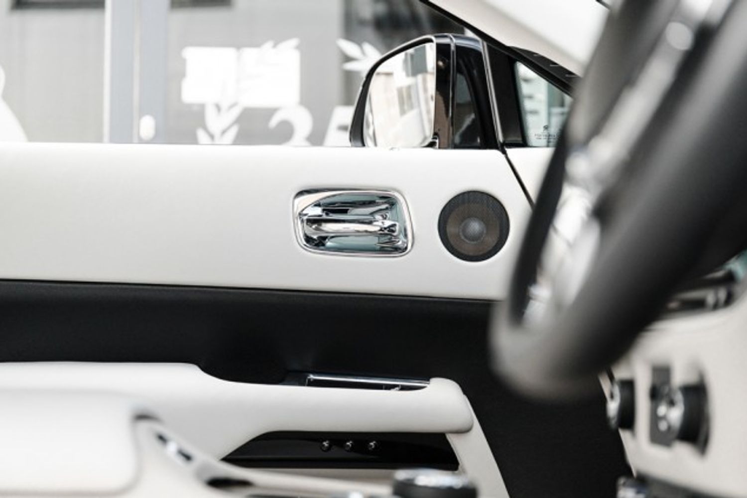 ROLLS-ROYCE WRAITH COUPE 6.6 V12 2DR AUTOMATIC