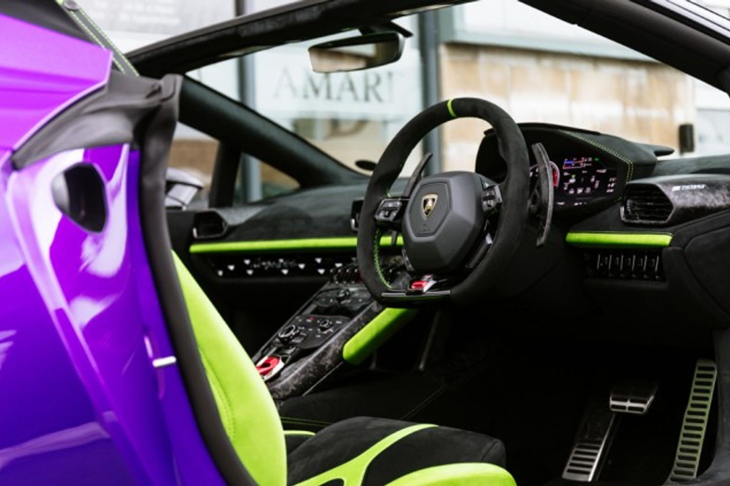 LAMBORGHINI HURACAN COUPE 5.2 LP 640-4 PERFORMANTE 2DR SEMI AUTOMATIC