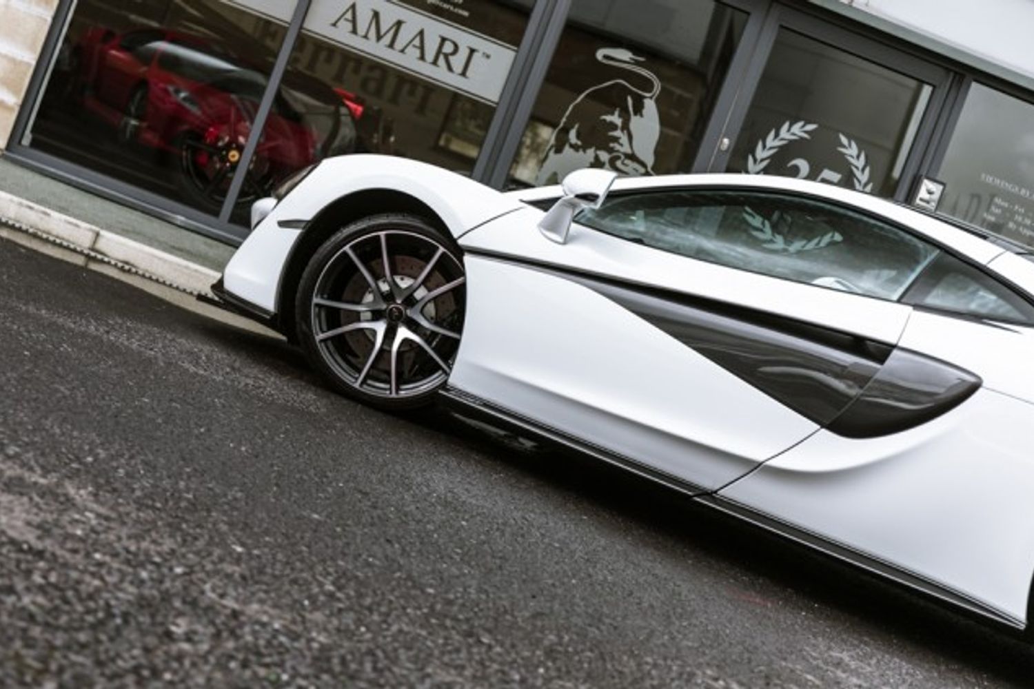 MCLAREN 570GT COUPE 3.8 V8 SSG 2DR SEMI AUTOMATIC