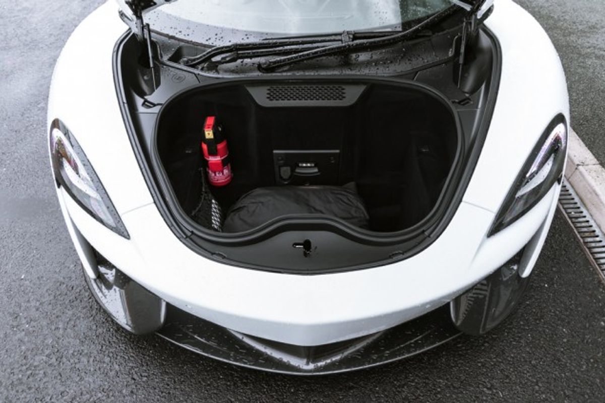 MCLAREN 570GT COUPE 3.8 V8 SSG 2DR SEMI AUTOMATIC