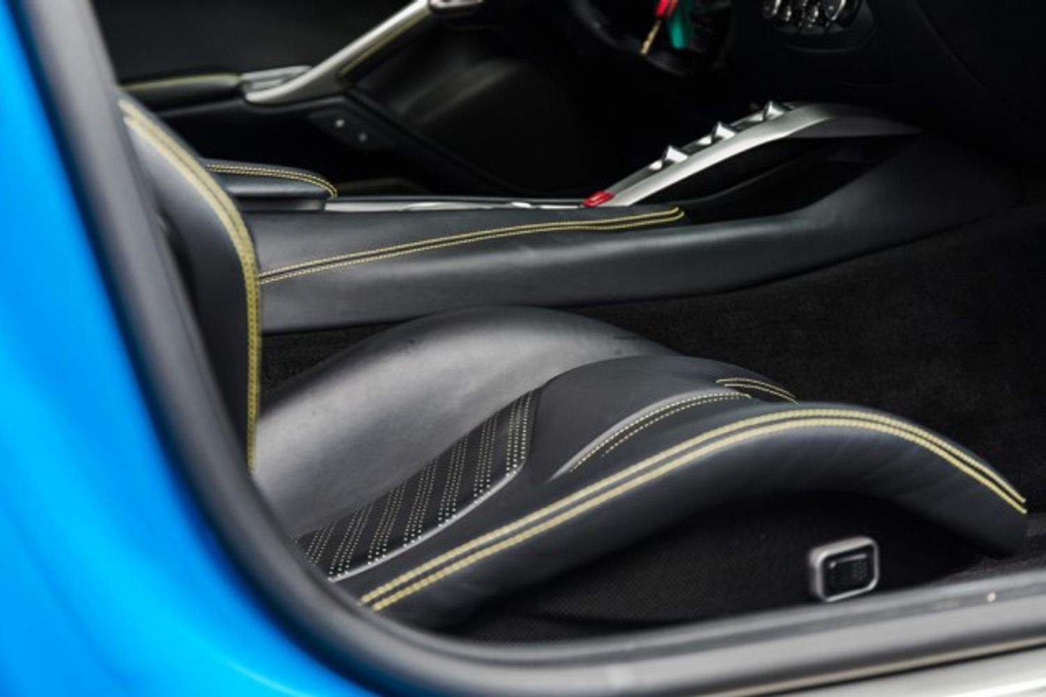 FERRARI F12 BERLINETTA COUPE 6.3 AB 2DR SEMI AUTOMATIC