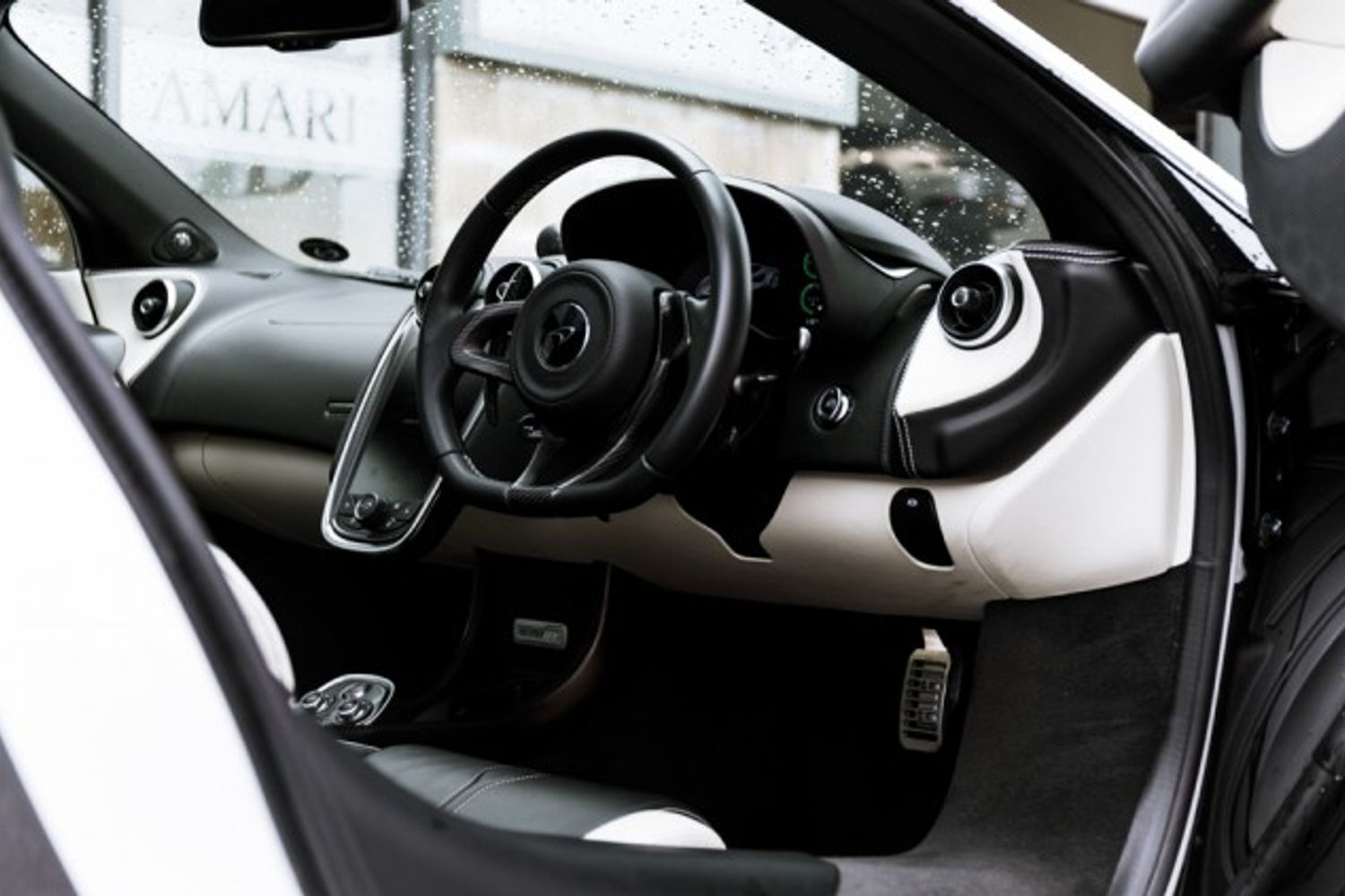 MCLAREN 570GT COUPE 3.8 V8 SSG 2DR SEMI AUTOMATIC