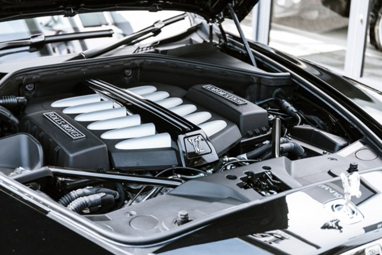 ROLLS-ROYCE WRAITH COUPE 6.6 V12 2DR AUTOMATIC