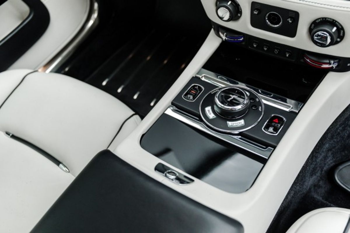 ROLLS-ROYCE WRAITH COUPE 6.6 V12 2DR AUTOMATIC
