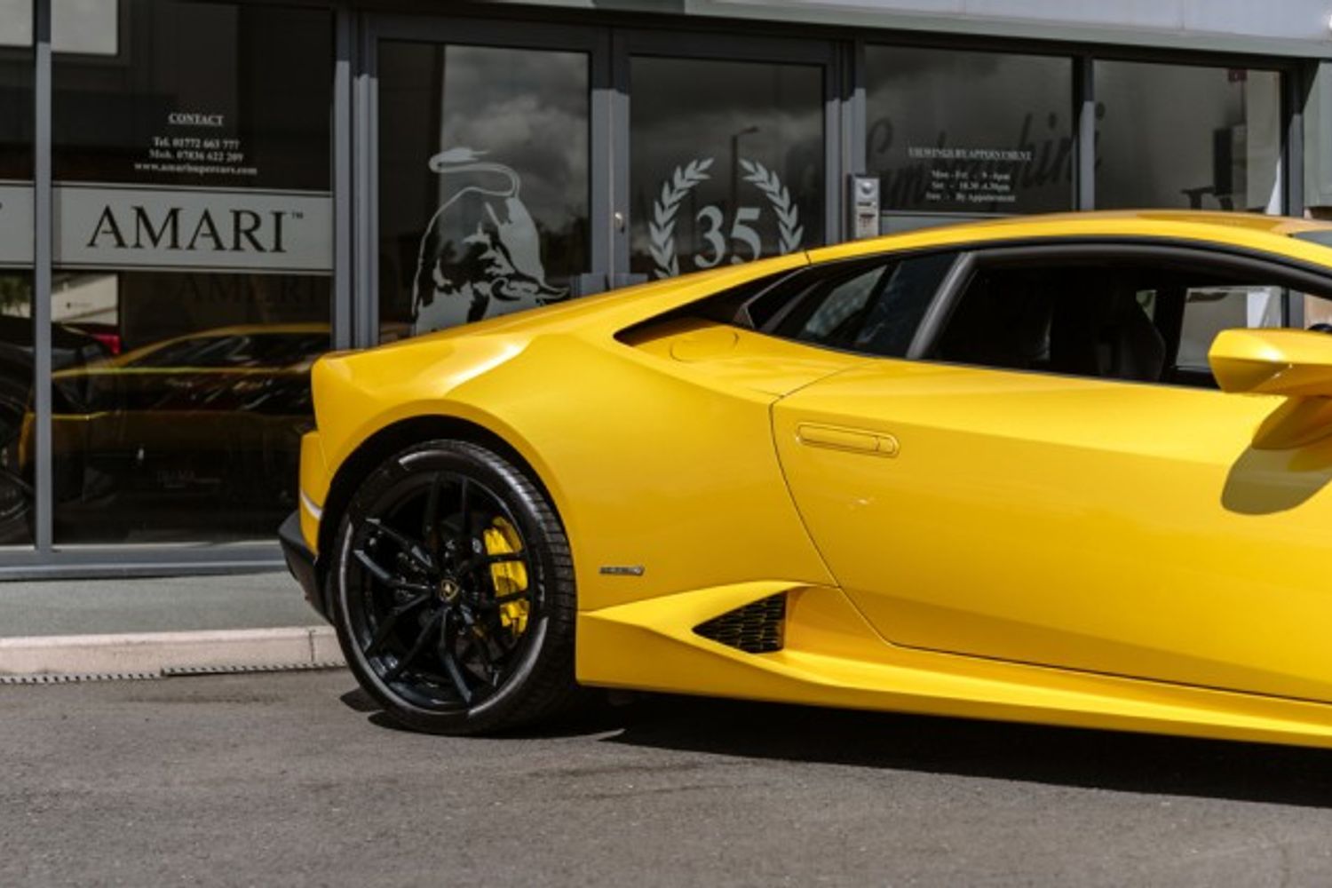 LAMBORGHINI HURACAN COUPE 5.2 LP 610-4 2DR SEMI AUTOMATIC
