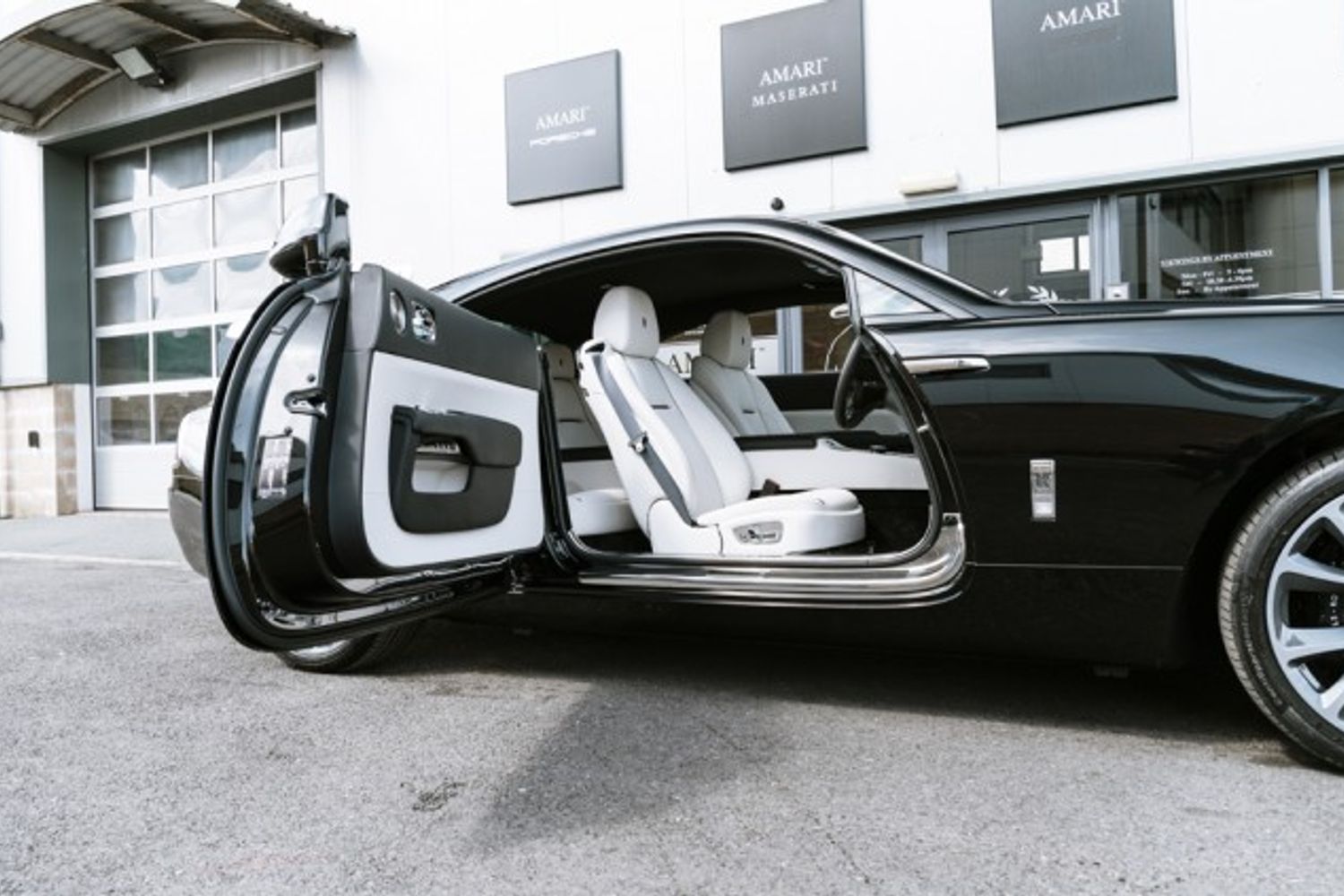 ROLLS-ROYCE WRAITH COUPE 6.6 V12 2DR AUTOMATIC