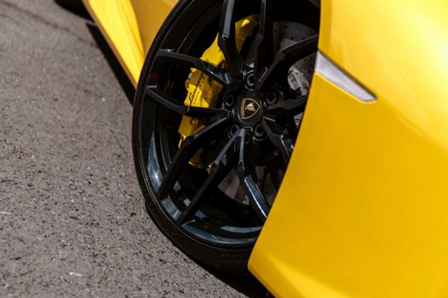 LAMBORGHINI HURACAN COUPE 5.2 LP 610-4 2DR SEMI AUTOMATIC