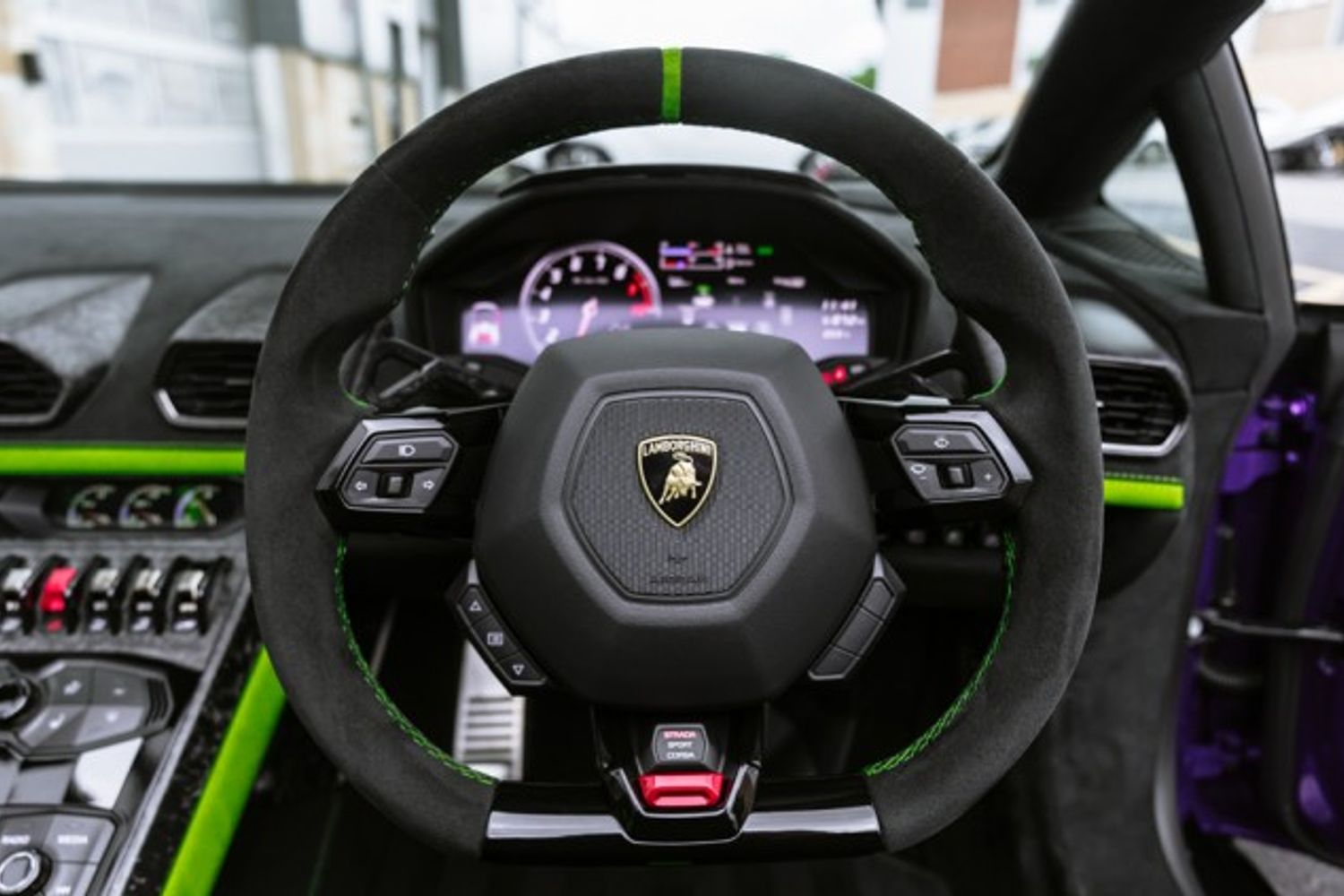 LAMBORGHINI HURACAN COUPE 5.2 LP 640-4 PERFORMANTE 2DR SEMI AUTOMATIC