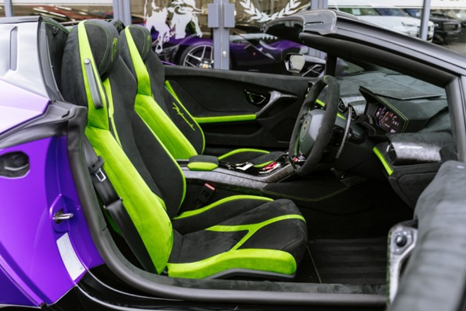 LAMBORGHINI HURACAN COUPE 5.2 LP 640-4 PERFORMANTE 2DR SEMI AUTOMATIC
