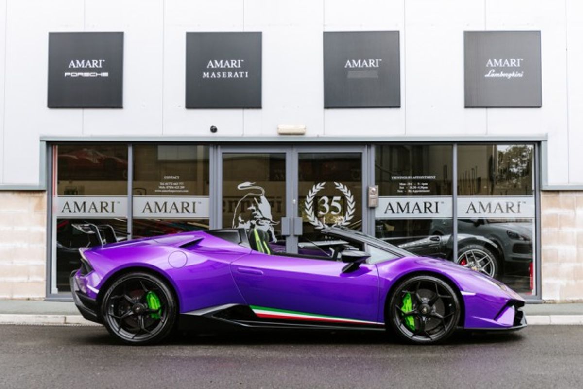 LAMBORGHINI HURACAN COUPE 5.2 LP 640-4 PERFORMANTE 2DR SEMI AUTOMATIC