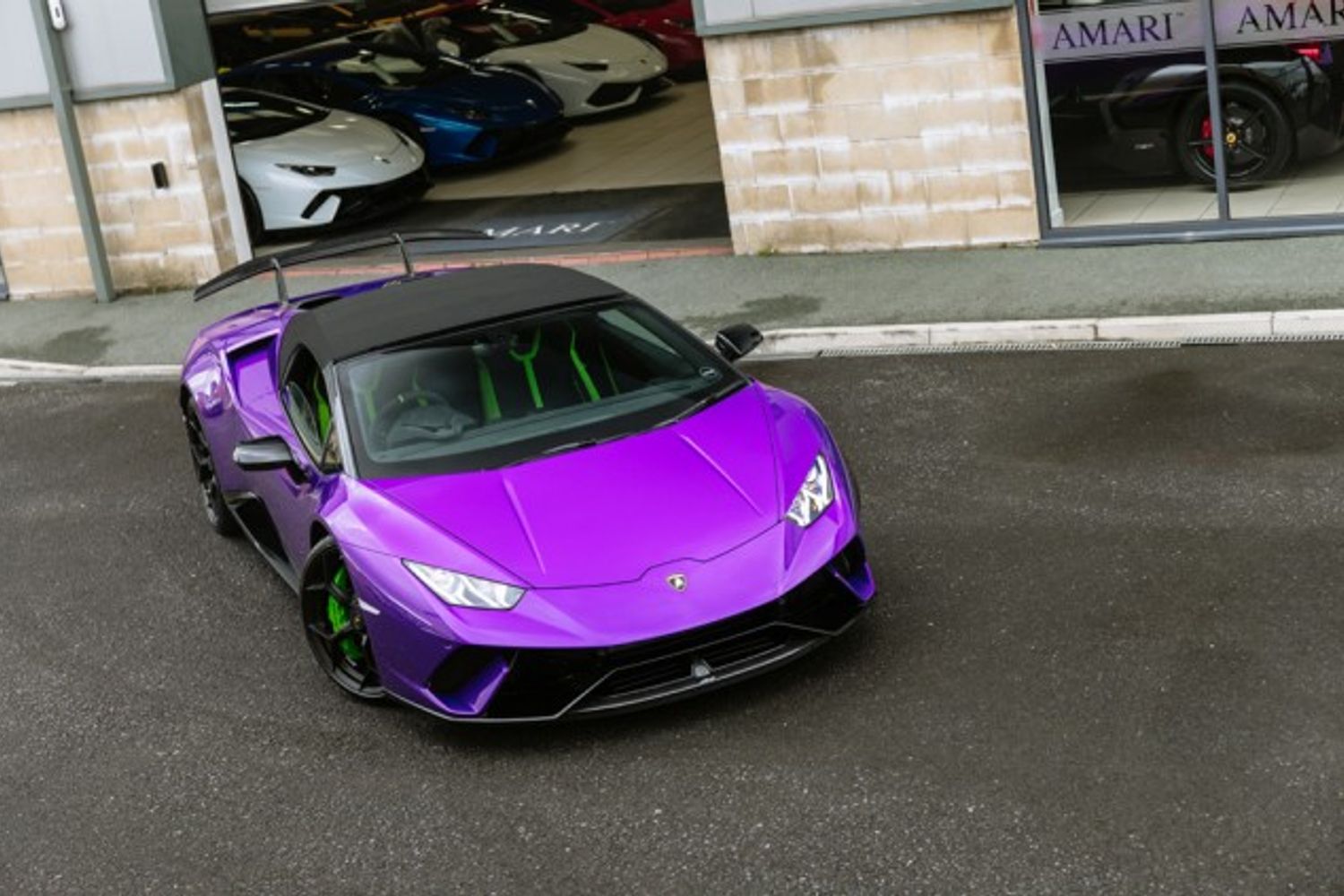 LAMBORGHINI HURACAN COUPE 5.2 LP 640-4 PERFORMANTE 2DR SEMI AUTOMATIC