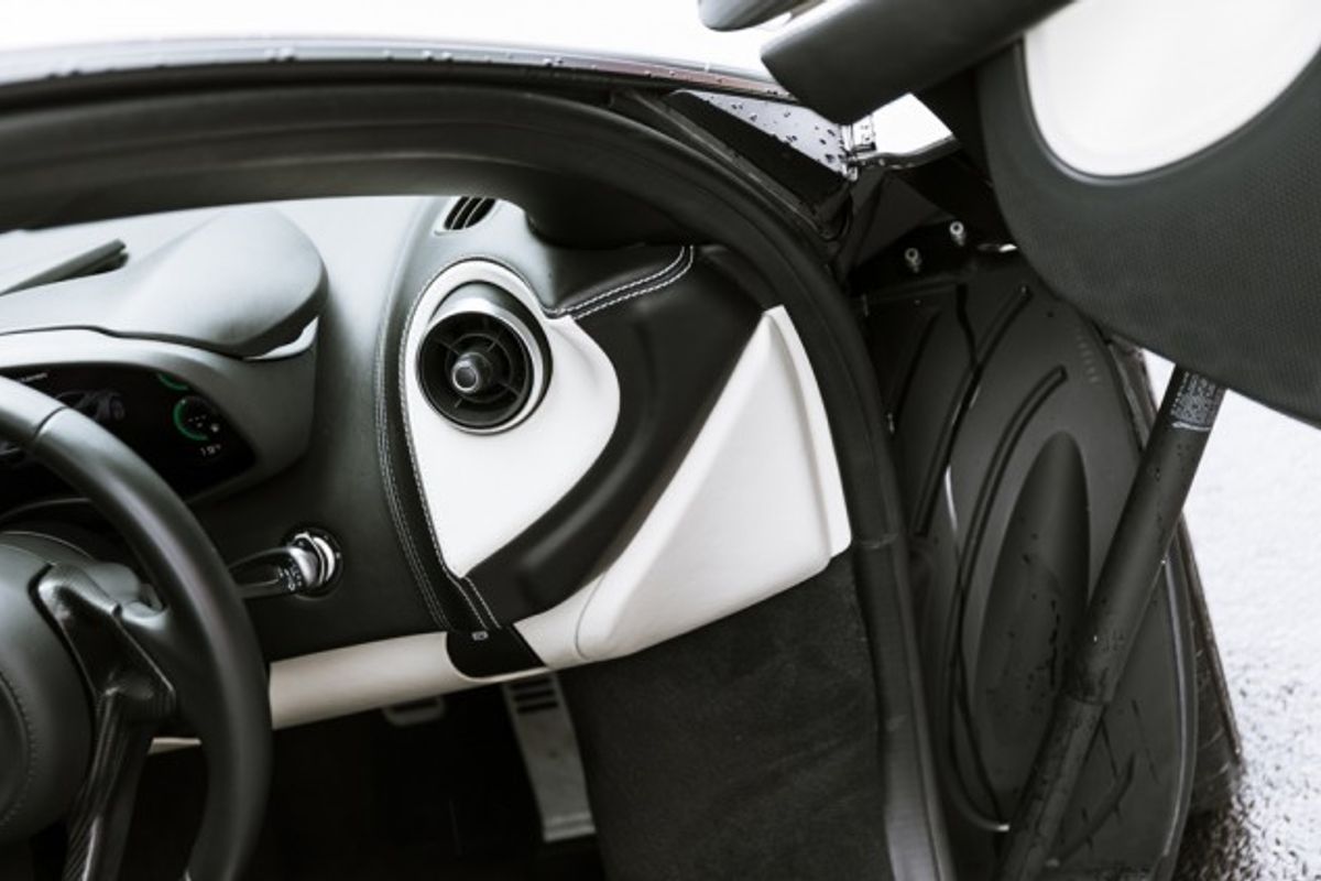 MCLAREN 570GT COUPE 3.8 V8 SSG 2DR SEMI AUTOMATIC