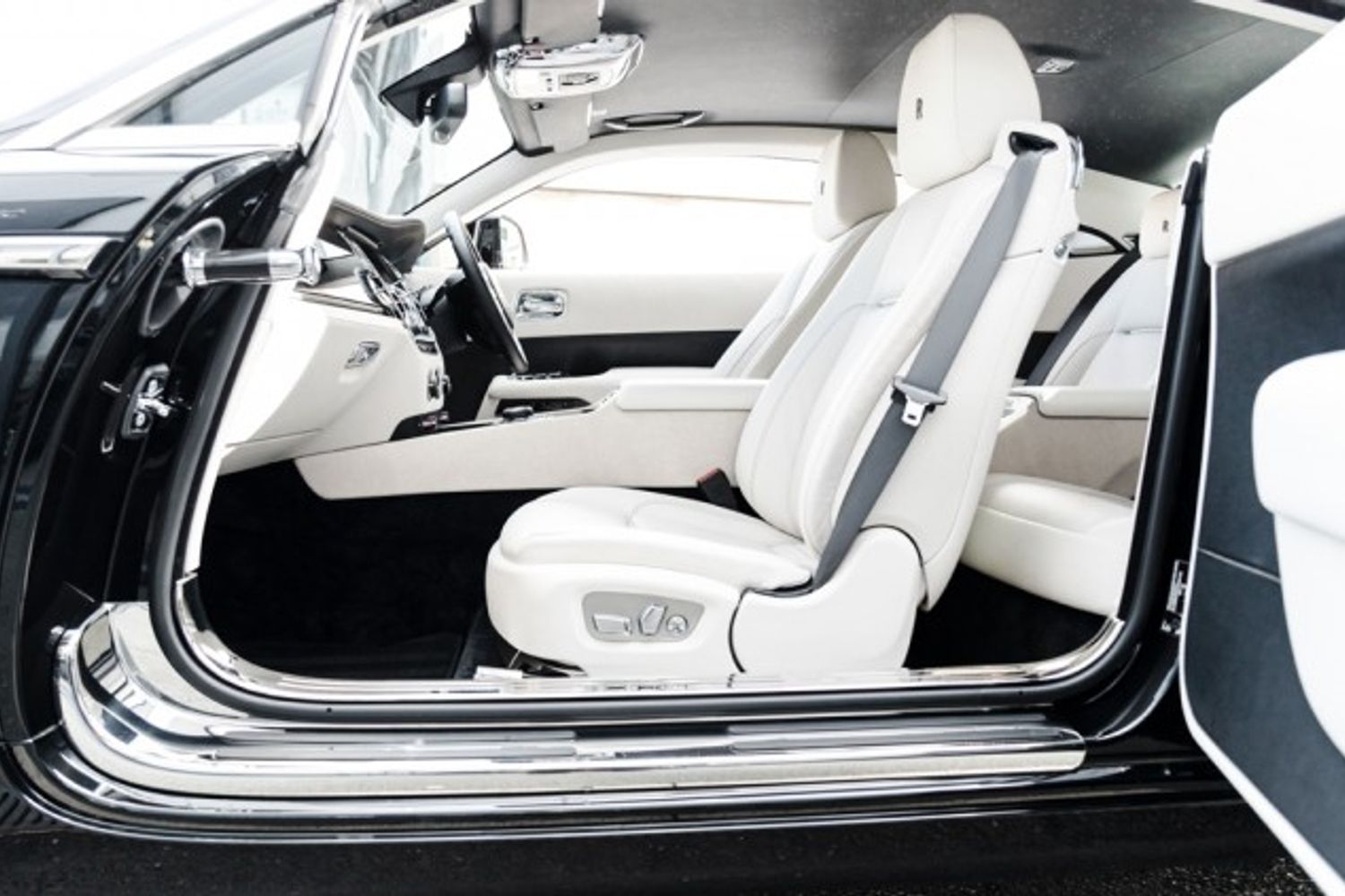 ROLLS-ROYCE WRAITH COUPE 6.6 V12 2DR AUTOMATIC