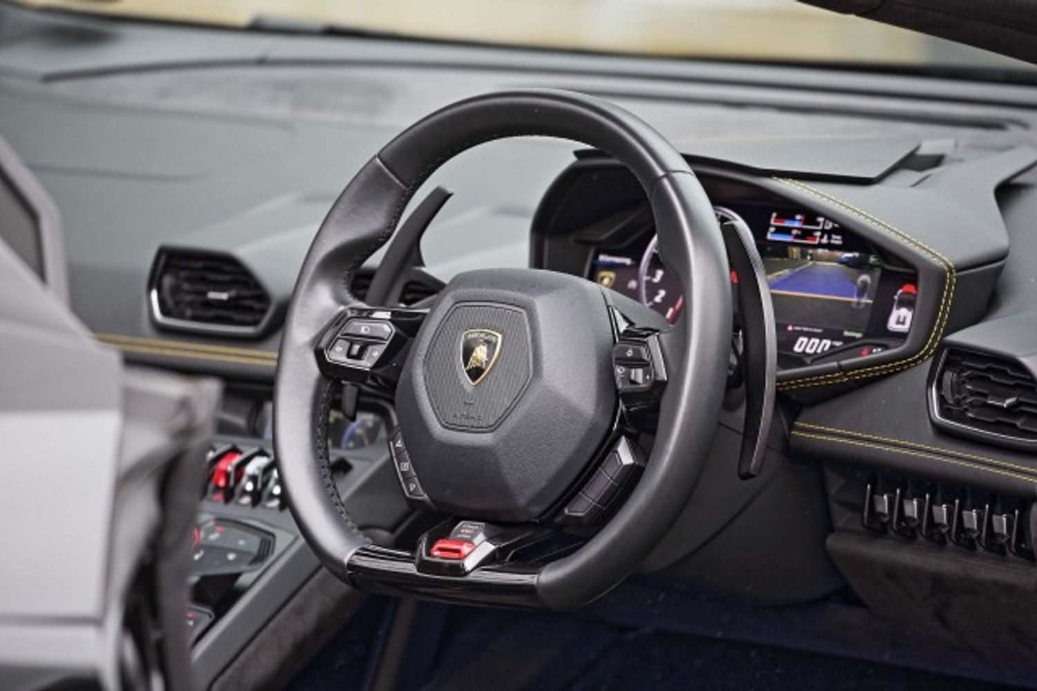 LAMBORGHINI HURACAN CONVERTIBLE 5.2 LP 610-4 SPYDER 2DR SEMI AUTOMATIC