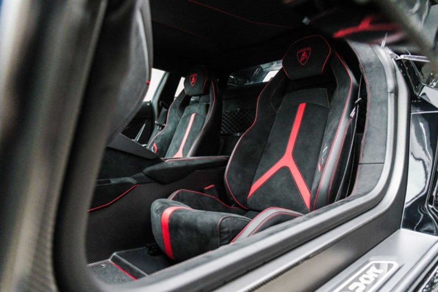 LAMBORGHINI AVENTADOR COUPE 6.5 LP 770-4 SVJ 2DR SEMI AUTOMATIC