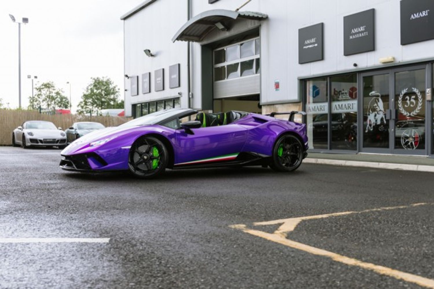 LAMBORGHINI HURACAN COUPE 5.2 LP 640-4 PERFORMANTE 2DR SEMI AUTOMATIC