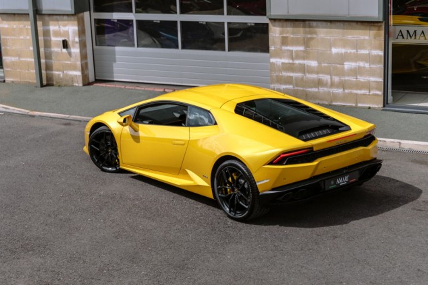 LAMBORGHINI HURACAN COUPE 5.2 LP 610-4 2DR SEMI AUTOMATIC