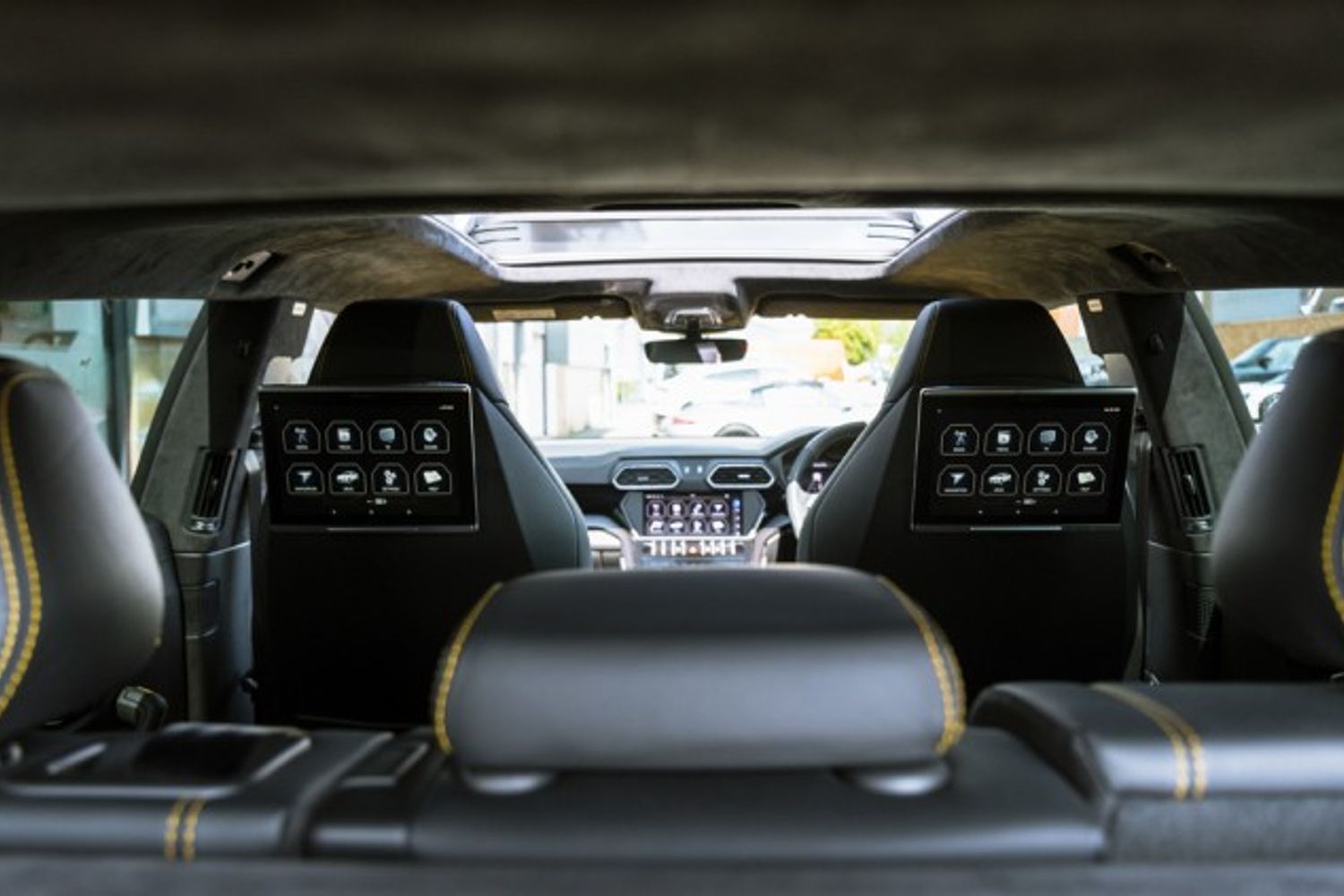 LAMBORGHINI URUS ESTATE 4.0 V8 5DR AUTOMATIC